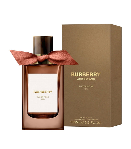 Burberry - Tudor Rose